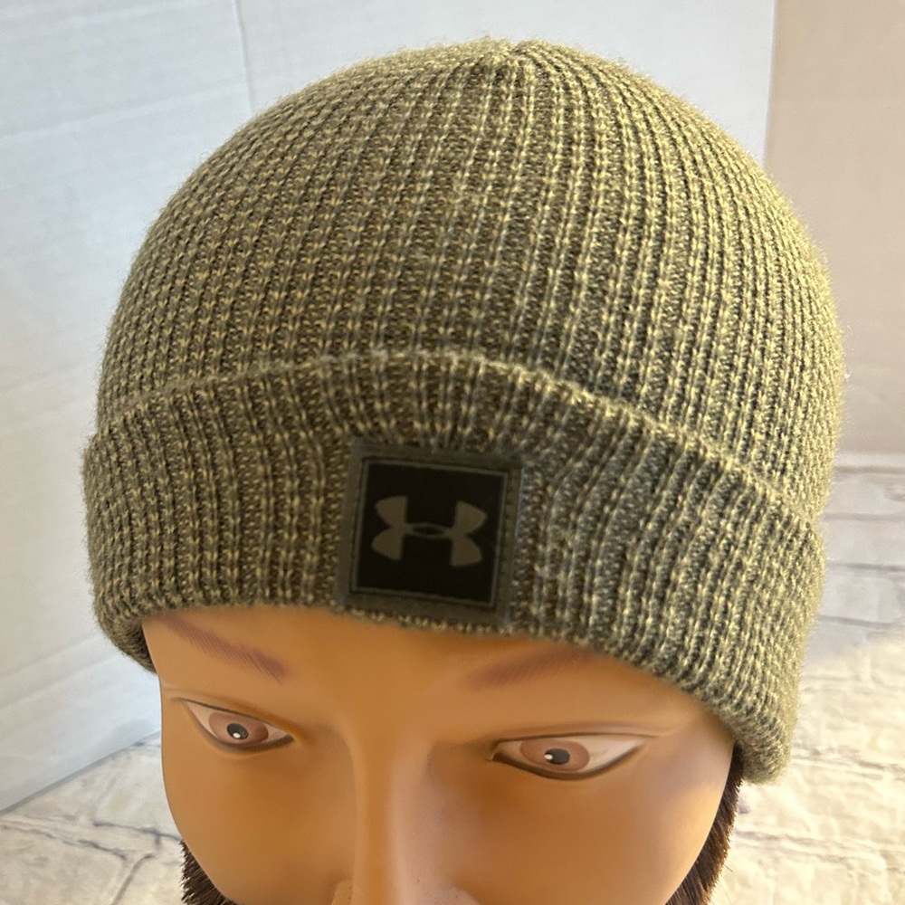 UNDER ARMOUR  YOUTH OLIVE GREEN/MIX BEANIE RIBBED STYLE LOGO FRONT